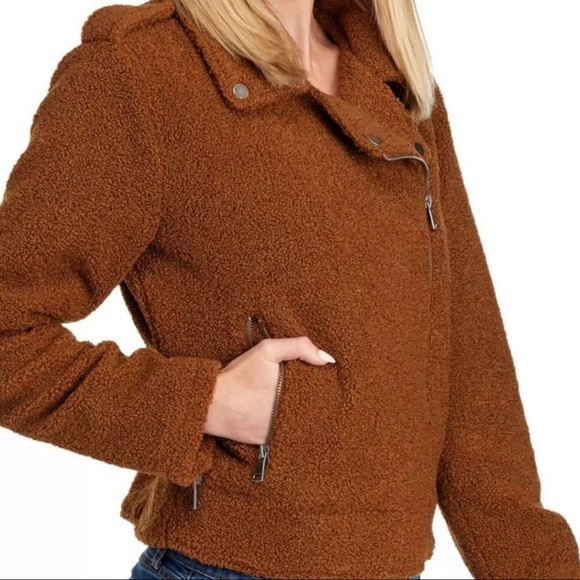 Max Studio Faux Shearling Zip Moto Jacket - Picture 4 of 12